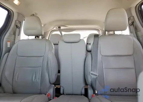 2015 Toyota Sienna Xle из США, поврежденный, VIN 5TDYK3DC6FS557620
